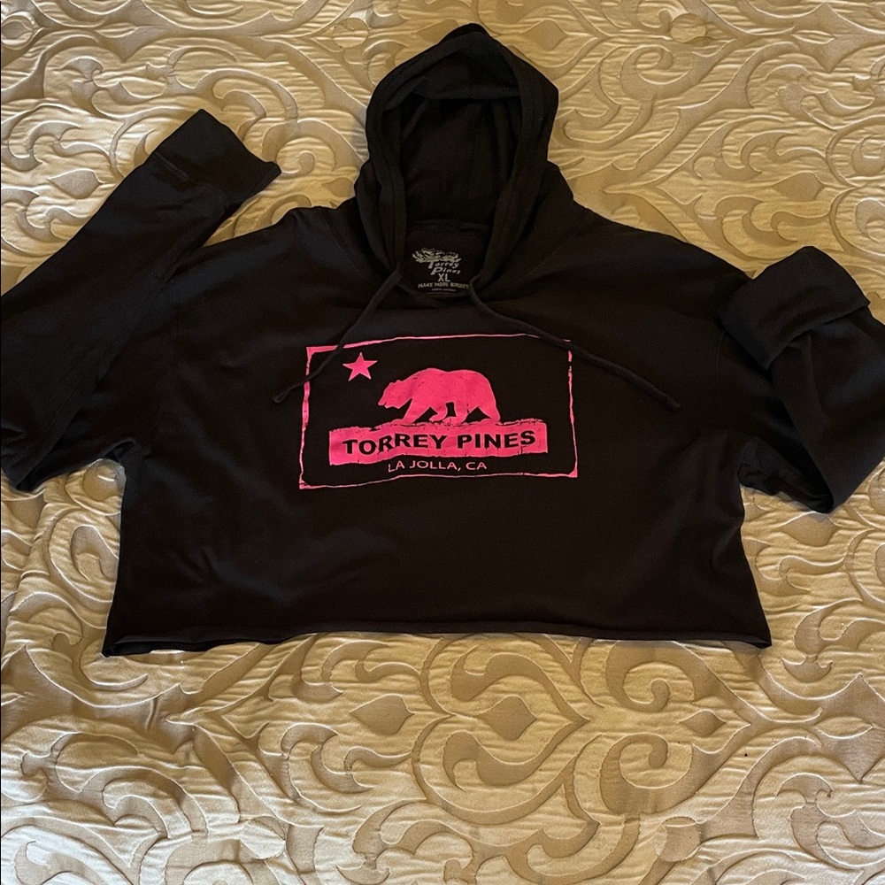 Torrey Pines Black Cropped Hoodie